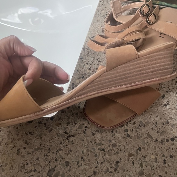 Sandals - Picture 3 of 3